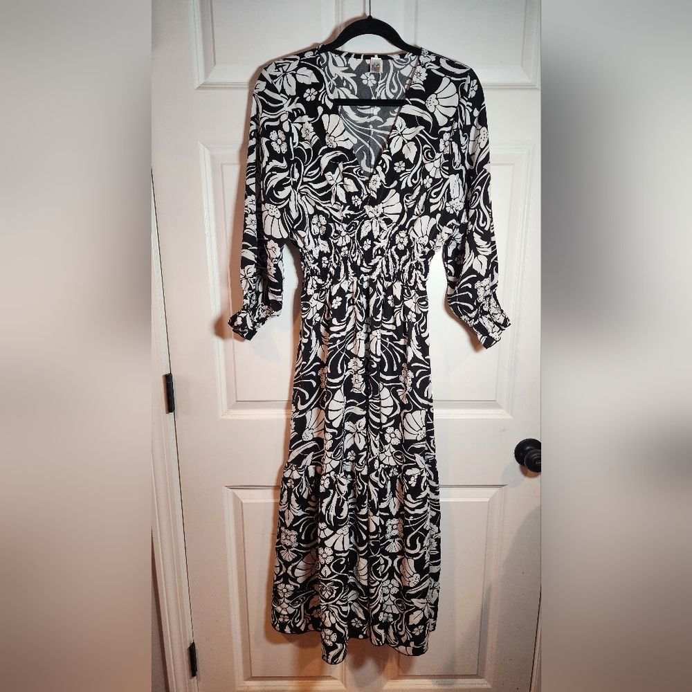India Boutique Black & White Floral Cotton Blend V-Neck Maxi Dress